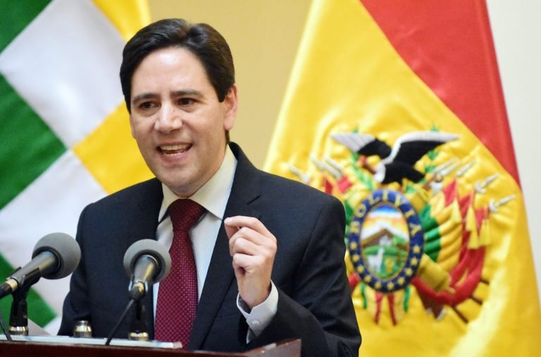 Querella por fraude electoral del TSE liderada por Salvador Romero