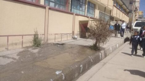 Colegio Francisco Fajardo suspendió clases por problemas de drenaje