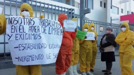 Protesta trabajadores salud Solomon Klein