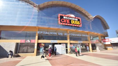 Servicio de transporte interdepartamental entre La Paz y Oruro