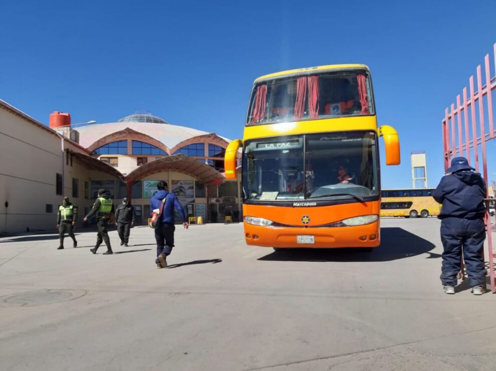 Transporte terrestre interdepartamental con protocolos de bioseguridad