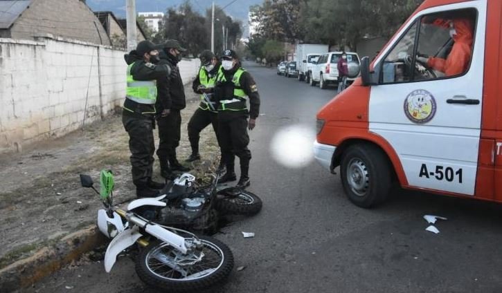 Accidente de tránsito en Cochabamba con policías heridos