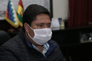 Ministro de Trabajo Óscar Mercado en aislamiento preventivo por contacto con Covid-19