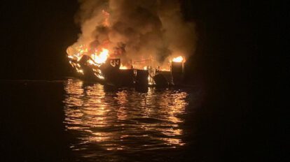 incendio en barco de buceo en California