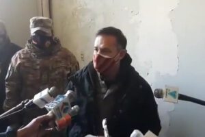 Ministro de Defensa Luis Fernando López durante sus declaraciones a la prensa