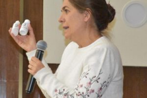 Dióxido de cloro promovido por Patricia Callisperis en Oruro