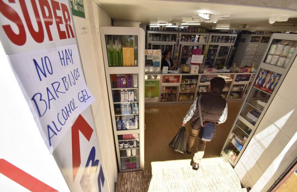 Acciones legales contra farmacias por especulación de precios durante la pandemia