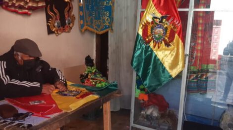 Bordadores en Arte Nativo afectados por la pandemia del Covid-19