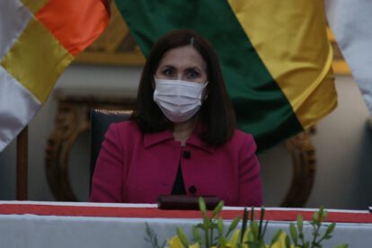 Canciller Longaric positivo a Covid-19