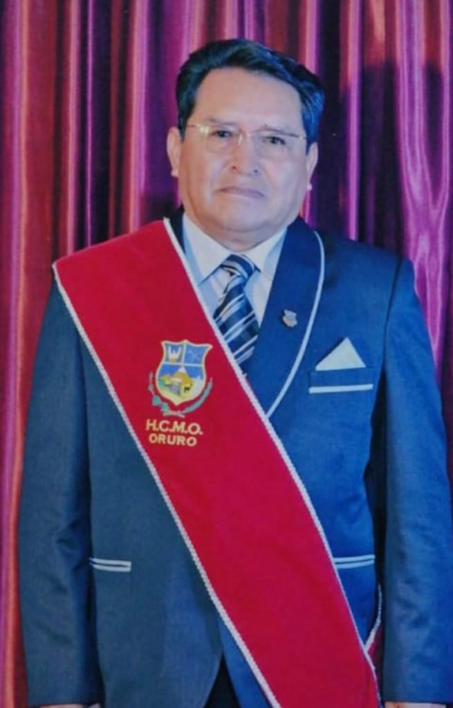 Falleció Alfredo Valles, quien fue también concejal munícipe de Oruro