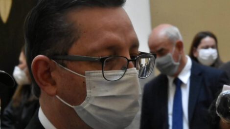 Óscar Ortiz en terapia intensiva