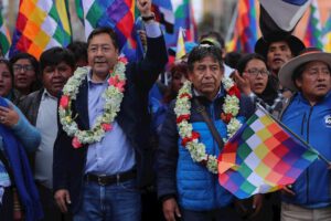 Denuncia del MAS por divulgar encuesta