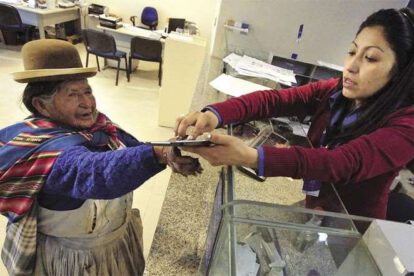 Renta Dignidad para adultos mayores en Bolivia