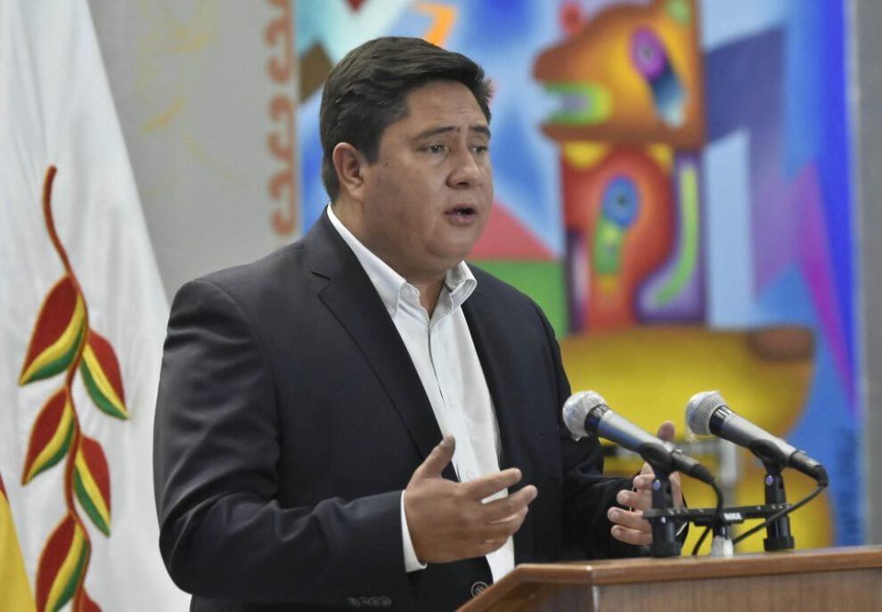 Baja médica por Covid-19 anunciada por el Ministro de Trabajo, Oscar Mercado