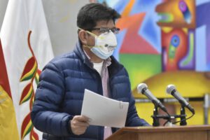 Ley del Legislativo sobre atención de Covid-19 en clínicas privadas