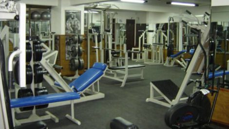 Cuarentena ordenada en Santa Cruz para restaurantes y gimnasios