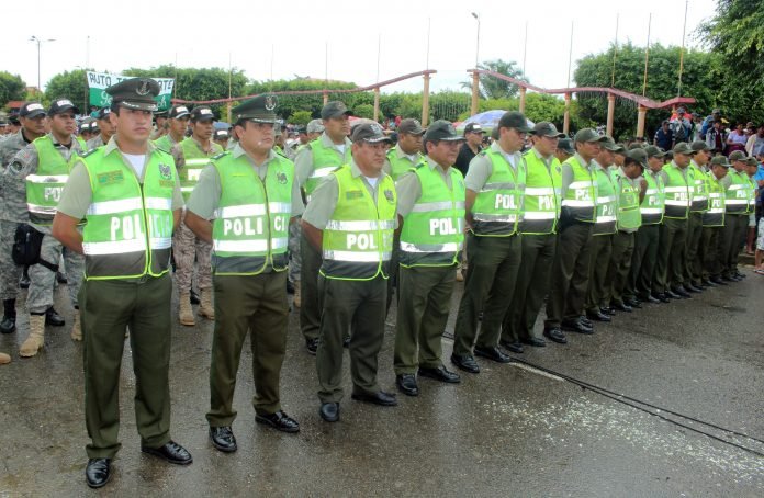 Cámaras anticorrupción para policías propuestas por Carlos Mesa