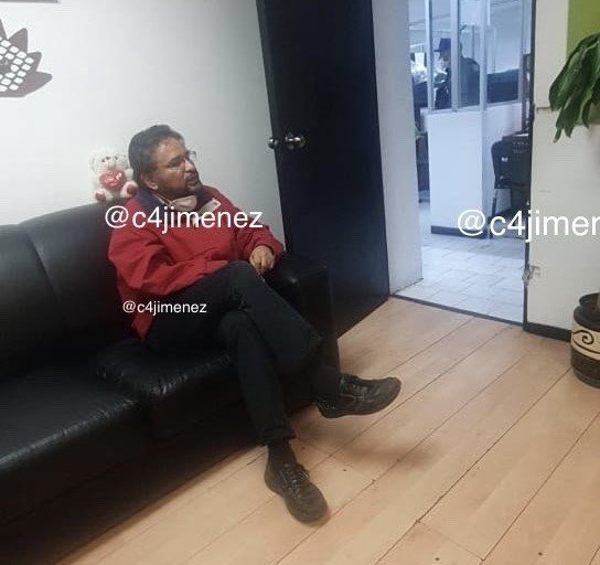 Alfredo Rada en instalaciones del Ministerio Público de la ciudad de México
