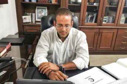 Luis Fermando Camacho critica a ministros por clausura del año escolar
