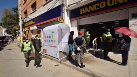 Pago adelantado del aguinaldo de la Renta Dignidad en Oruro