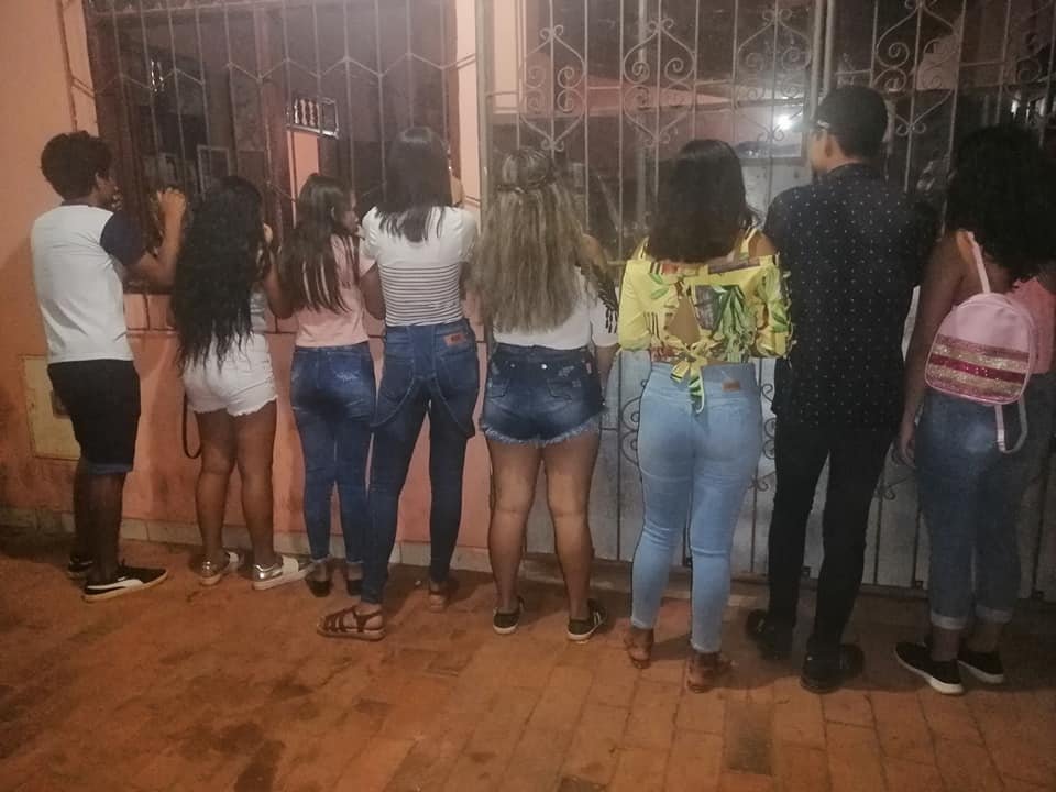 Aprehensión de menores en fiesta clandestina en Riberalta
