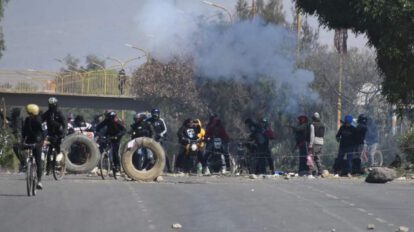 Intervención policial en bloqueos en Bolivia