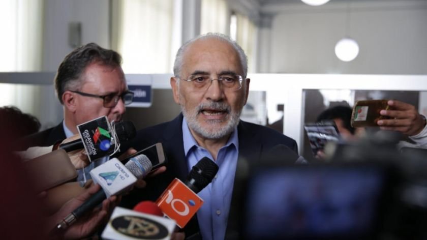 Carlos Mesa presentó la denuncia por fraude electoral