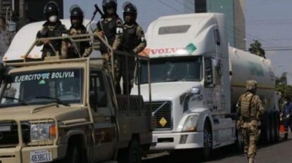 Caravana de oxígeno custodiada por militares