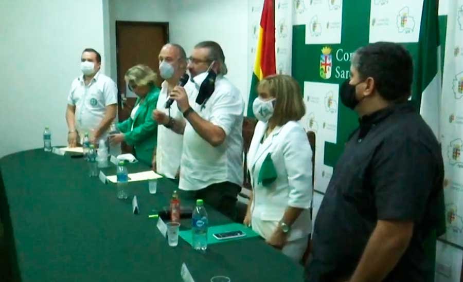 Santa Cruz da plazo a Áñez para desbloquear carreteras