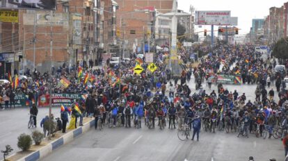 Bloqueos de caminos en la urbe alteña