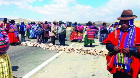Repliegue de bases de la Federación de Campesinos de La Paz