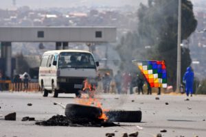 Cuarentena rígida en La Paz se suspende por bloqueos