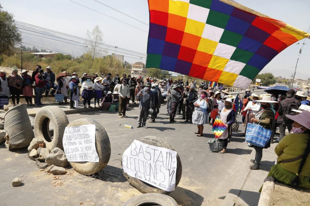Bloqueos en Cochabamba tras la promulgación de la Ley Electoral