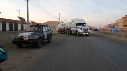 Llegada de la Caravana por la Vida con oxígeno medicinal a El Alto