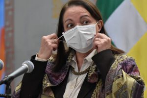 suspensión de compra de reactivos PCR