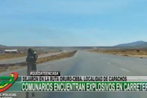 Explosivos en la carretera encontrados por la Policía