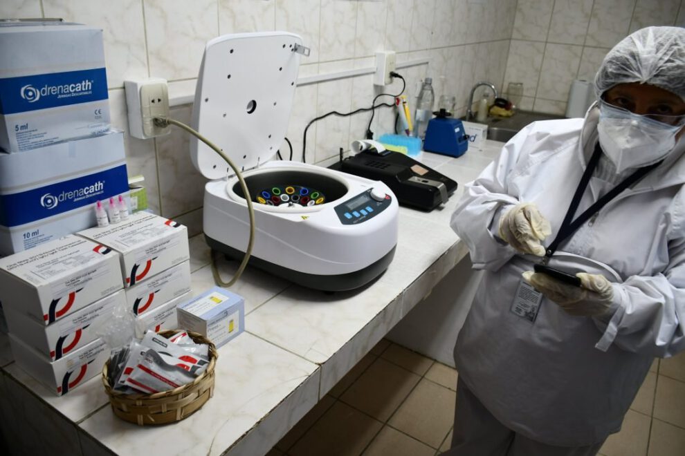 Laboratorio de análisis clínico para la detección de Covid-19 en la Cámara de Diputados