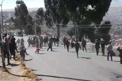 Periodista de Erbol estuvo a punto de ser apuñalado durante una movilización