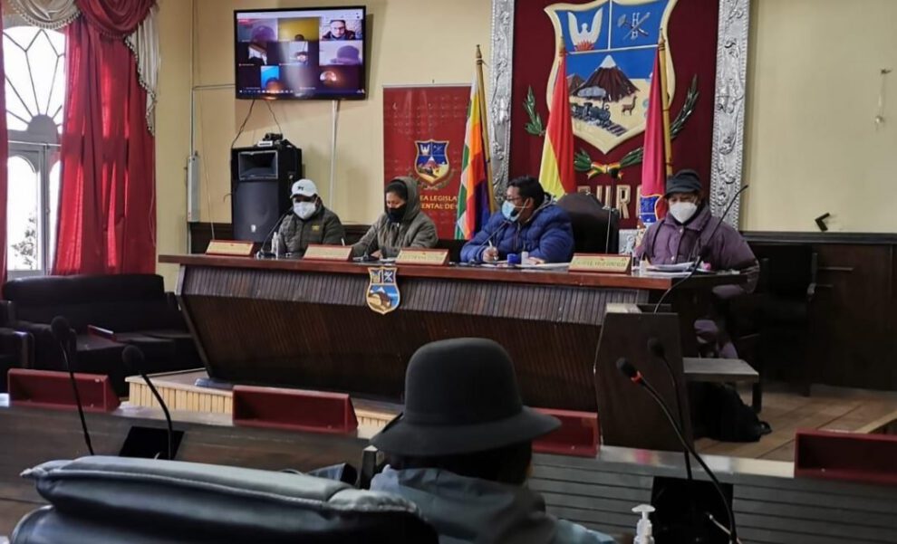 Asambleístas de Oruro aprueban uso del Dióxido de Cloro