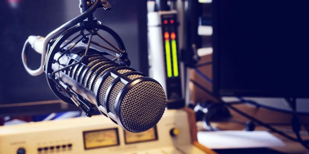 Renovación de licencias de radiodifusión hasta el 30 de noviembre