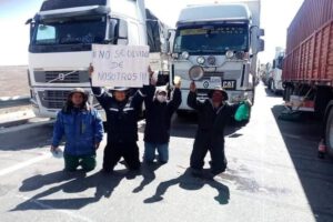 Fiscalía de Oruro cita a dirigentes por bloqueos en carreteras