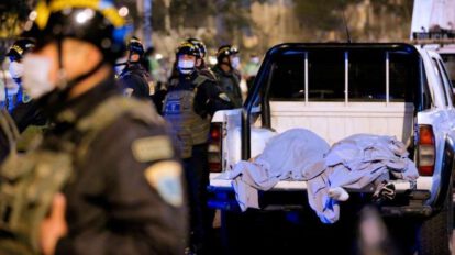 Avalancha humana en fiesta clandestina en Lima