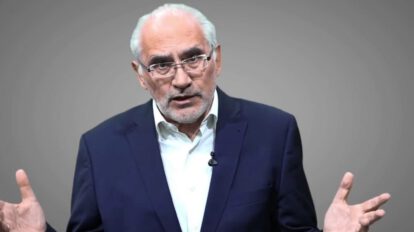 Carlos Mesa violencia contra la mujer