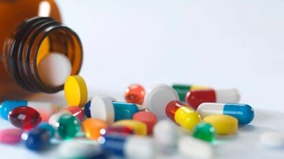 Médico obliga a joven a tener relaciones a cambio de medicamentos
