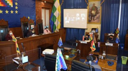 Proyectos de agua potable y alcantarillado en Santa Cruz