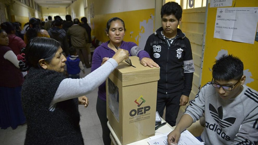 Injerencia del Gobierno argentino en el proceso electoral boliviano