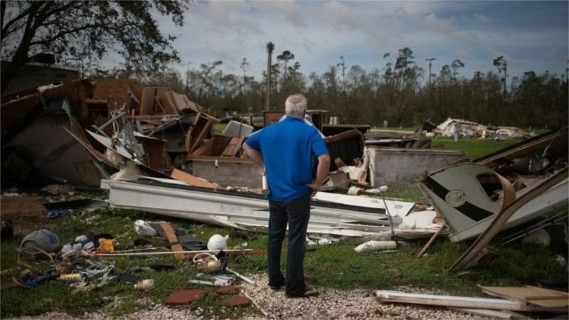 Huracán Laura llegó a las costas de Luisiana y Texas