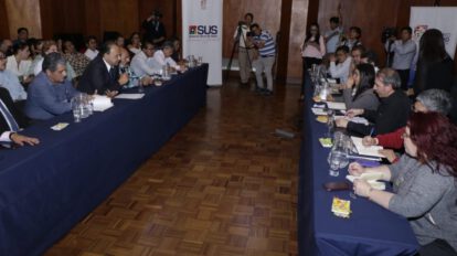 Reunión entre el sector médico y la ministra de Salud en Cochabamba
