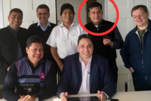 Juan Lanchipa en situación incómoda por favorecimiento al MAS