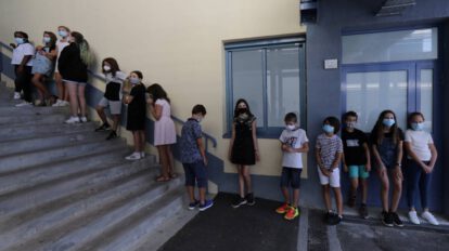 Cierre de escuelas en Francia por contagio de coronavirus